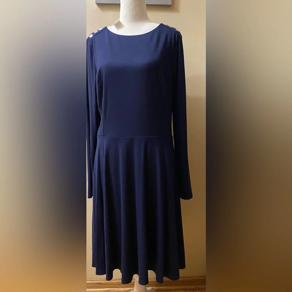 White House Black Market Navy LS Knit A-line w/btns Long Sleeve Dress  12 NWT - Picture 2 of 11